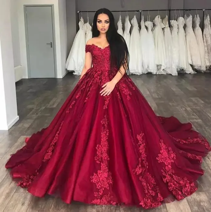

Off the Shoulder Quinceanera Dresses Burgundy Lace Long Women Prom Party Vestidos Sexy Sweetheart Backless Sweet 16 Year