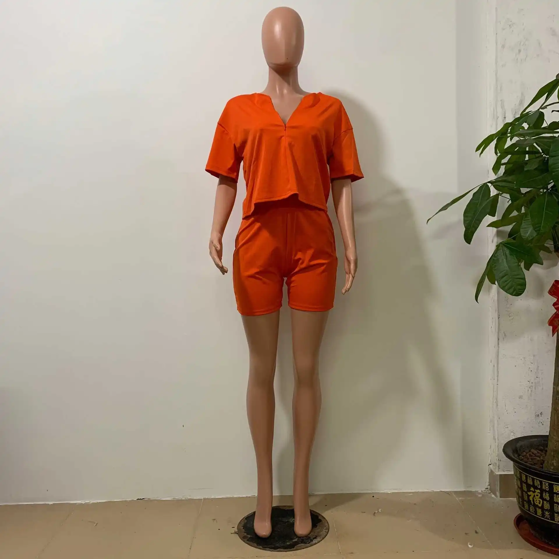 

Solid Color 2 Piece Set Women Tracksuit Crop Top Outfit Joggers Sweat Suits Women Workout set Lounge Wear