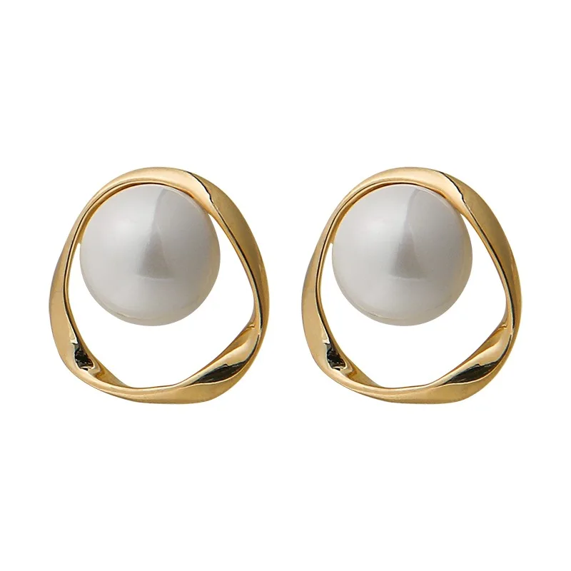 

2020 New Arrival Trendy Irregular Geometric Hollow Simulated-pearl Stud Earrings For Women Fashion Metal Jewelry Oorbellen Gift