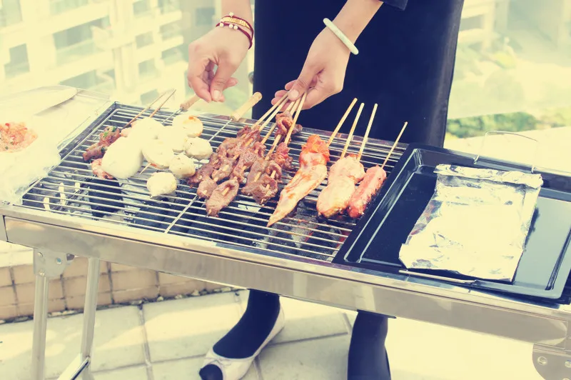 Барбекю домашний древесный уголь гриль маленький мини углеродное поле полный