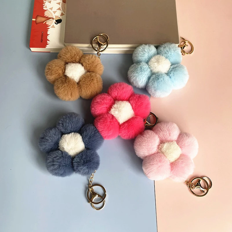 

Cute Sweet Pink Blue Furry Flowers Keychain For Women Trinket Keychains Ring Car Bag Pendant Charm