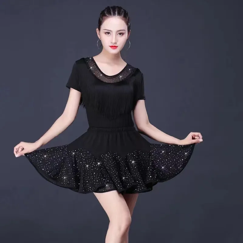 

Adult Latin Dance Tops Woman 2020 New Costume Samba Latin Ballroom Costume Tango Dance Tassel Lace Salsa Dance Clothes For Women