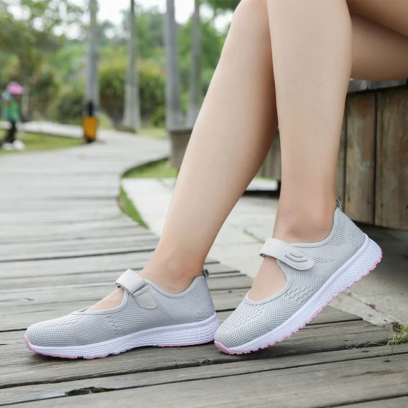 Женская обувь на плоской подошве из дышащего сетчатого материала удобные лоферы
