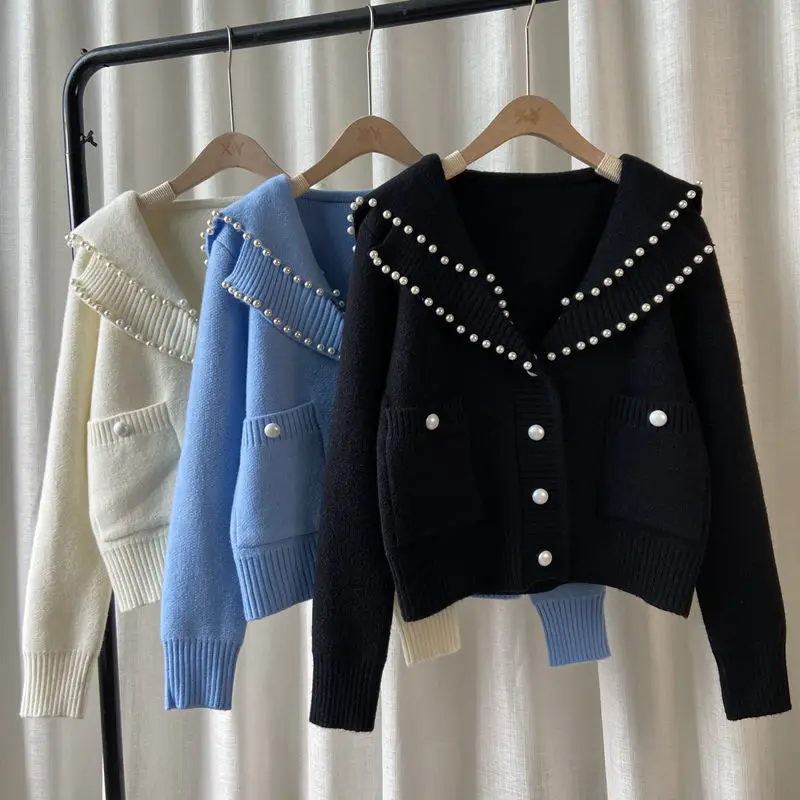 

Retro Japanese Pearl Sweater Female Aging Foreign Style Navy Collar Heavy Industry Nail Bead Knitted Cardigan Autumn 2021