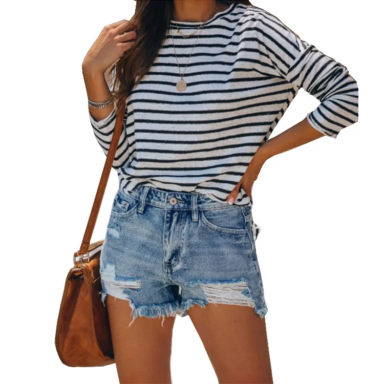 

Sexy Hole Denim Shorts With Tassel Women 2021 Summer Mid Waisted Button Zipper Pockets Female Washed Vintage Slim Jeans