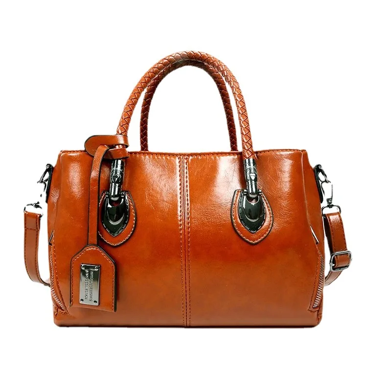 

European and American retro 2022 spring and summer new shoulder bag wax zipper, one shoulder, diagonal shoulder, portable leathe