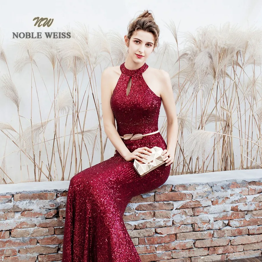 Вечерние платья Длинное Черное женское платье с лямкой на шее вечернее