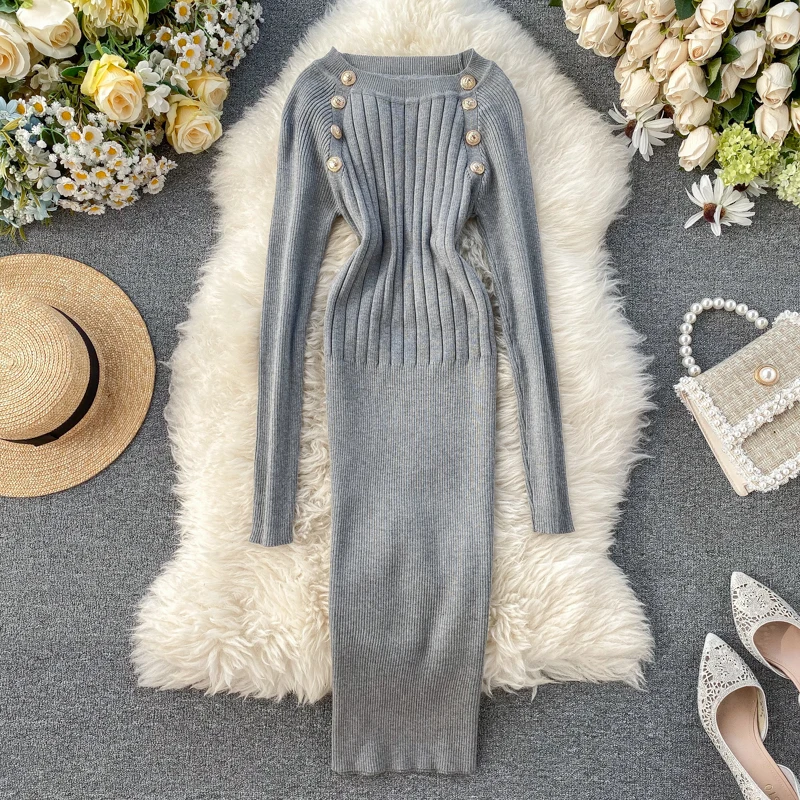 Винтажное женское вязаное платье с золотыми пуговицами весеннее осеннее