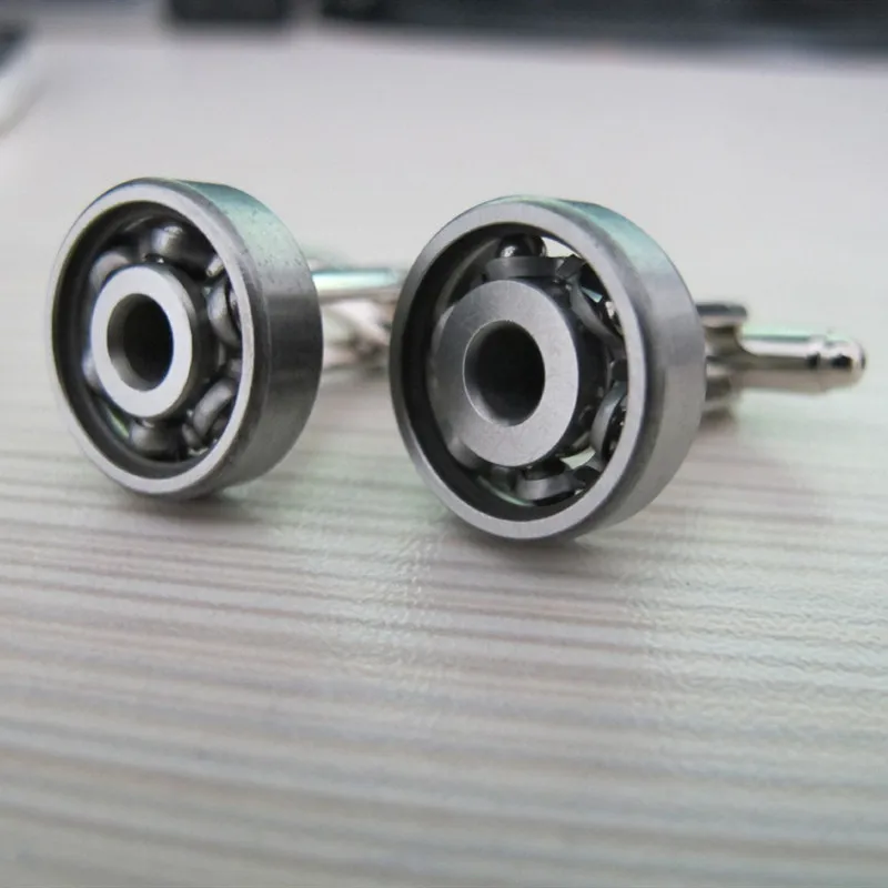 Вращающиеся разнообразные металлические запонки для механического дизайна |