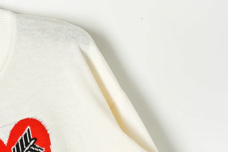 Женский укороченный свитер из смешанной шерсти трикотажный пуловер с сердечками