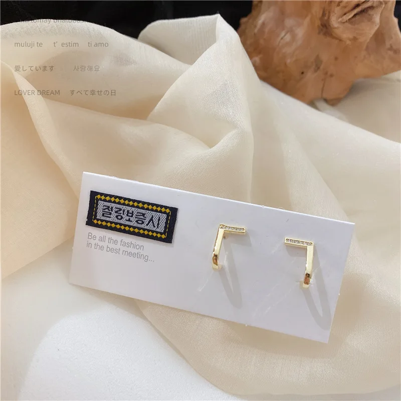 

2020 New Korean Vintage Earrings For Women Gold Hook Geometric Earrings With Shiny Rhinestone Earrings Fashion Jewelry