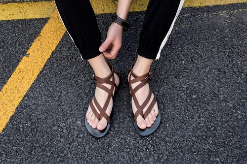 Light Brown Мужские сандалии летние Молодежные трендовые римские мужские сандалии-гладиаторы из натуральной кожи летняя повседневная обувь из воловьей кожи пляжная обувь - Цвет: Light Brown