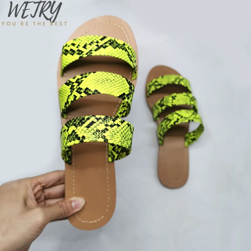 

New Fashion Women Summer Beach Shoes Flat Bottom Ladies Slippers Large Size Snake Shallow Female Slides Slip-on Sandals