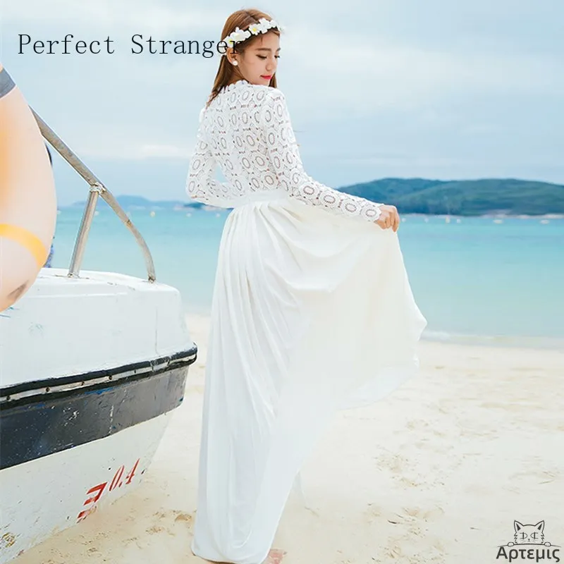 Женское длинное шифоновое платье белое кружевное с воротником-стойкой и длинным