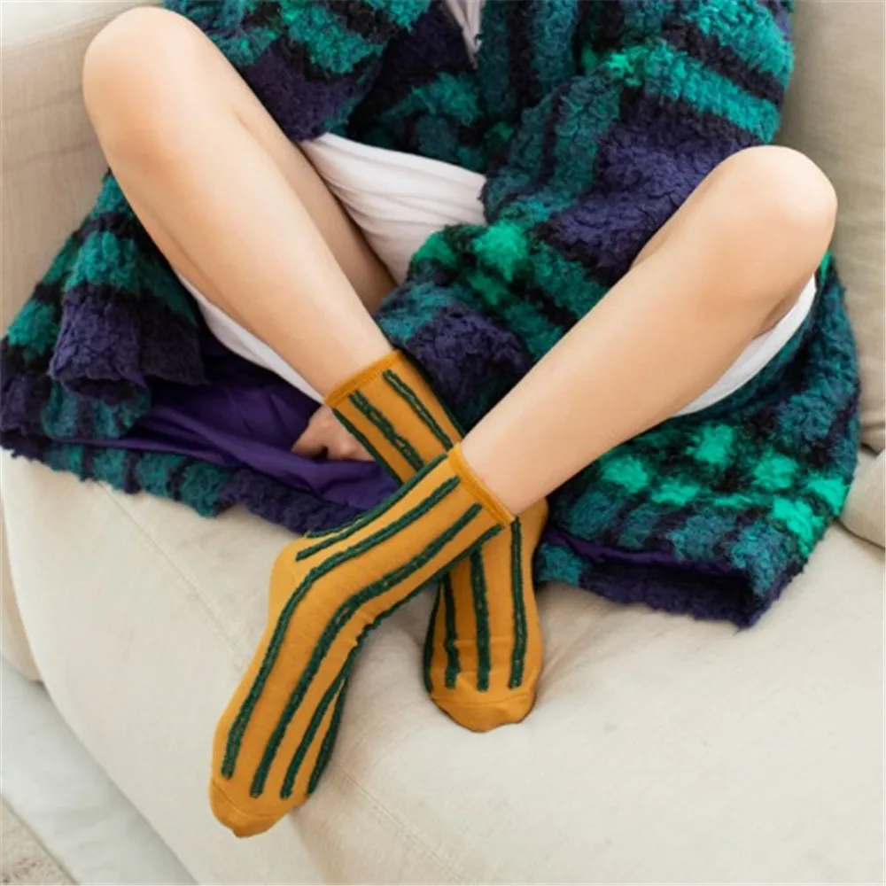 Новинка 2019 модные женские носки хлопковые вертикальные жаккардовые
