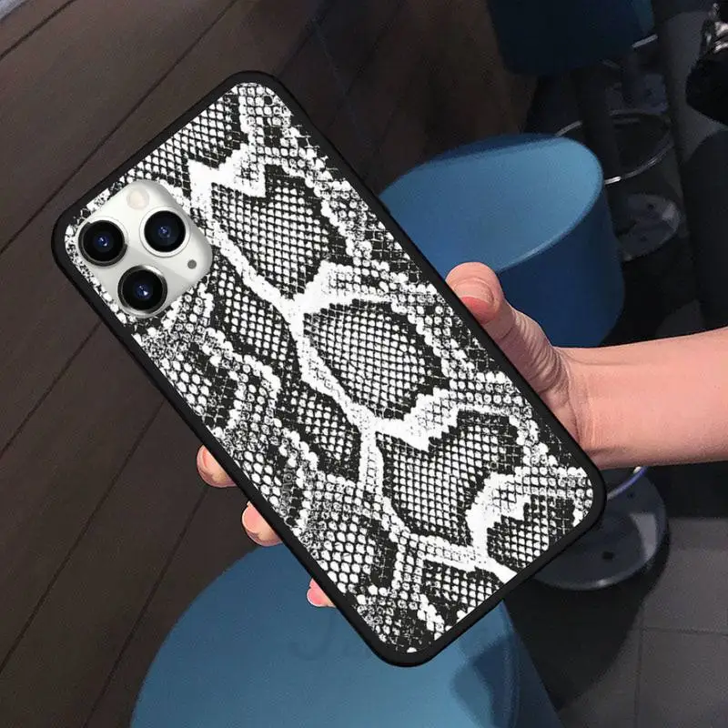 

Snake skin luxury Phone Case For iphone 7 8 12 11 XR XS pro Max Mini plus Soft silicone cover shell funda