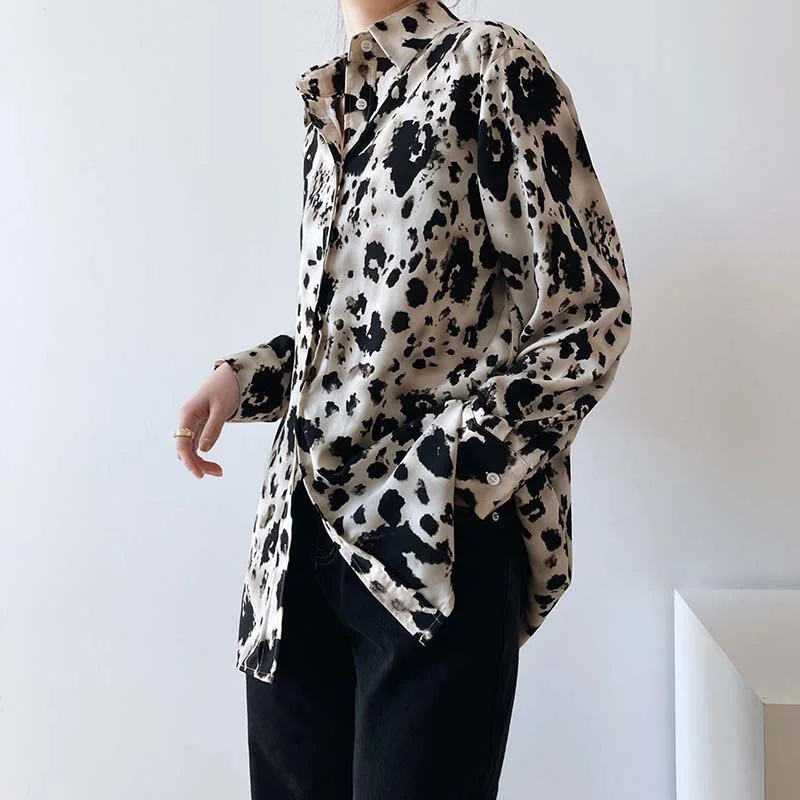 

Spring and autumn women's casual leopard print lapel long sleeve loose shirt