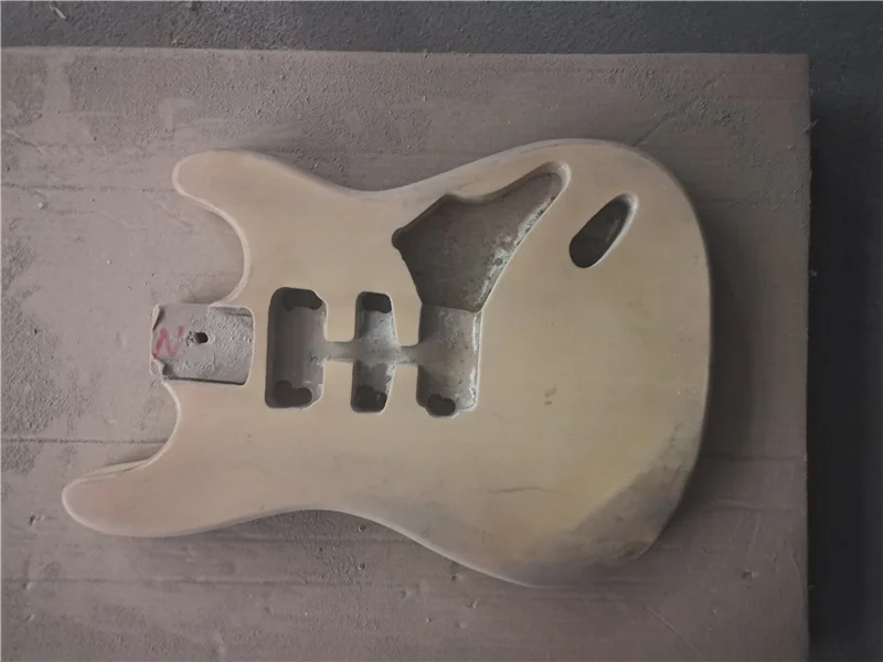 

Afanti Music DIY guitar DIY Electric guitar body (MW-374)
