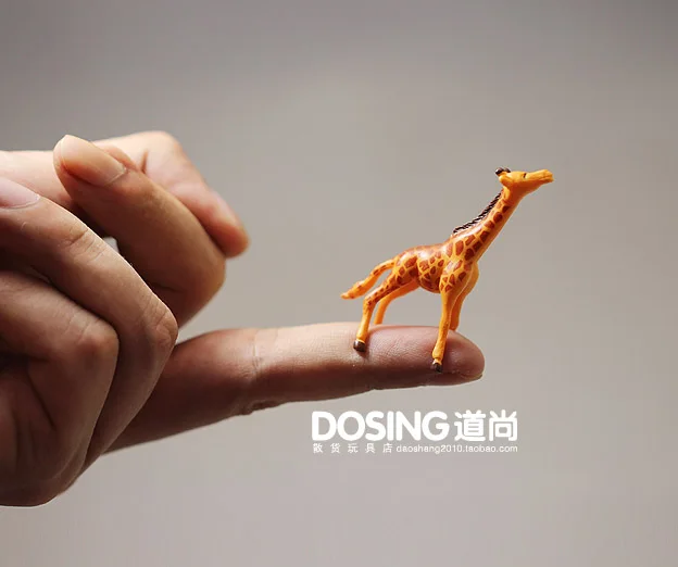 

Wild Animal Giraffe Model Ornaments Look Up Fawn Fairy Garden Miniatures Accessories Decoration Action Figures Figurines Toys