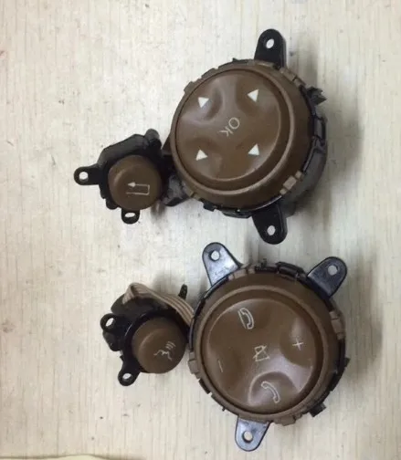 1set brown Кнопочный переключатель рулевого колеса для Mercedes W221 S300 S350 S400 S500 - Color: 1set brown