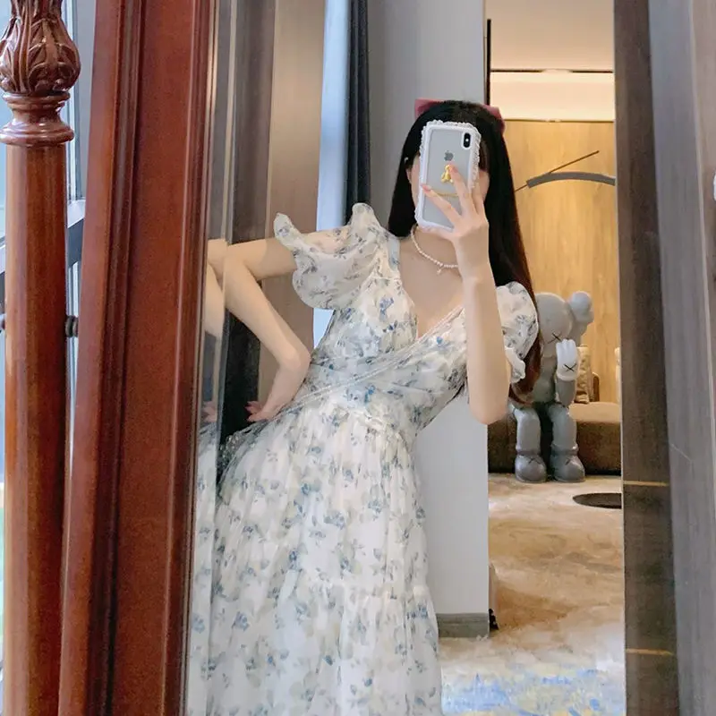 Женское винтажное платье средней длины элегантное с высокой талией V-образным