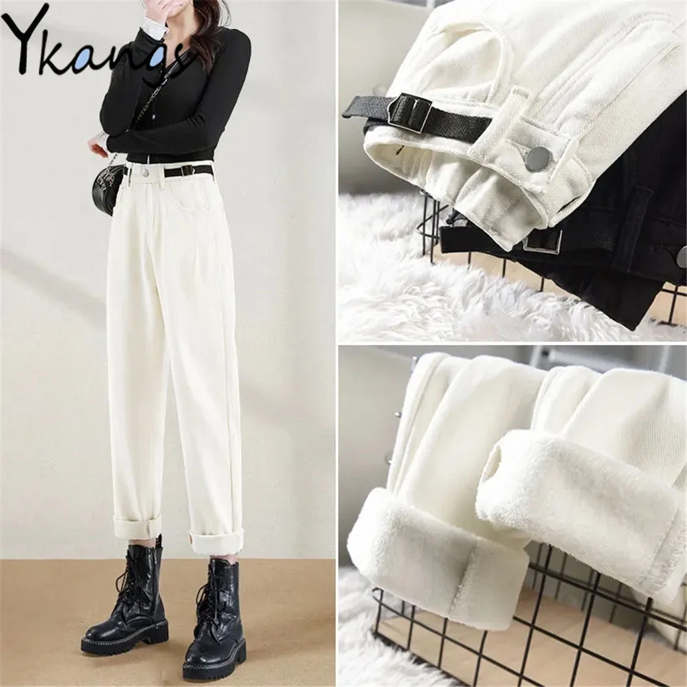 

Бархатные джинсы-шаровары с ремешком на спине и высокой талией, черные зимние теплые женские джинсовые брюки-бойфренды, свободные брюки Про...