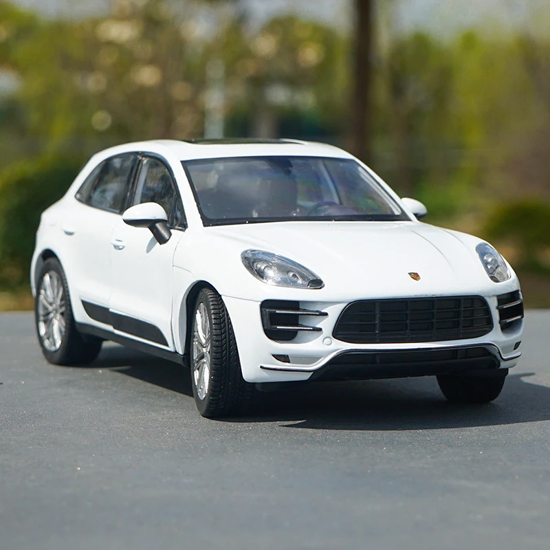 1:24 оригинальная модель автомобиля Porsche Macan Turbo Cayenne из сплава | Игрушки и хобби