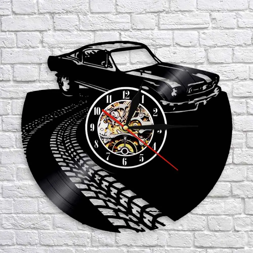 Классические настенные часы в стиле ретро с изображением семейного транспорта