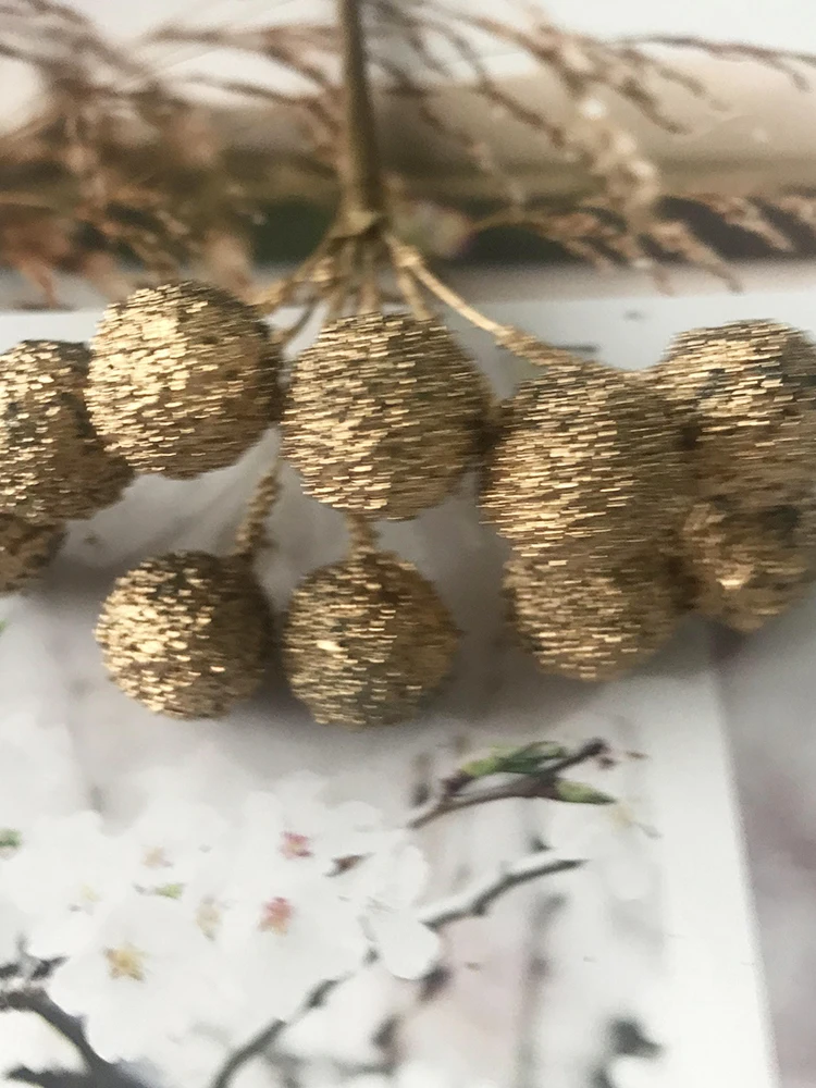 

Искусственные ягоды вишни красные 6 шт