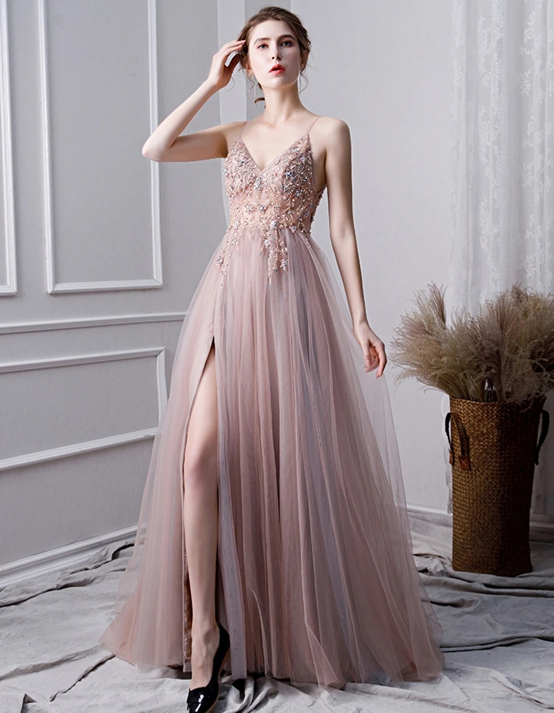 Женское вечернее платье с бусинами розовое до пола V образным вырезом роскошное