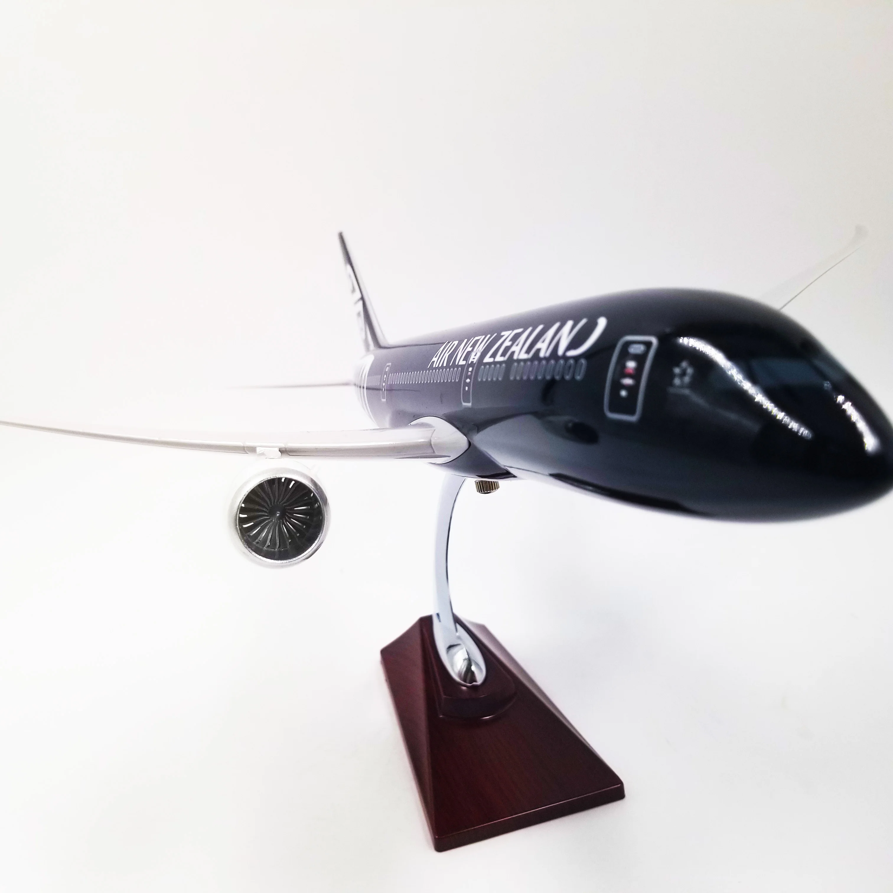 1/145 масштаб 43 см самолет Boeing B787 Dreamliner самолет черный новозеландские авиалинии модель с основанием литой под давлением пластиковой смолы самолет