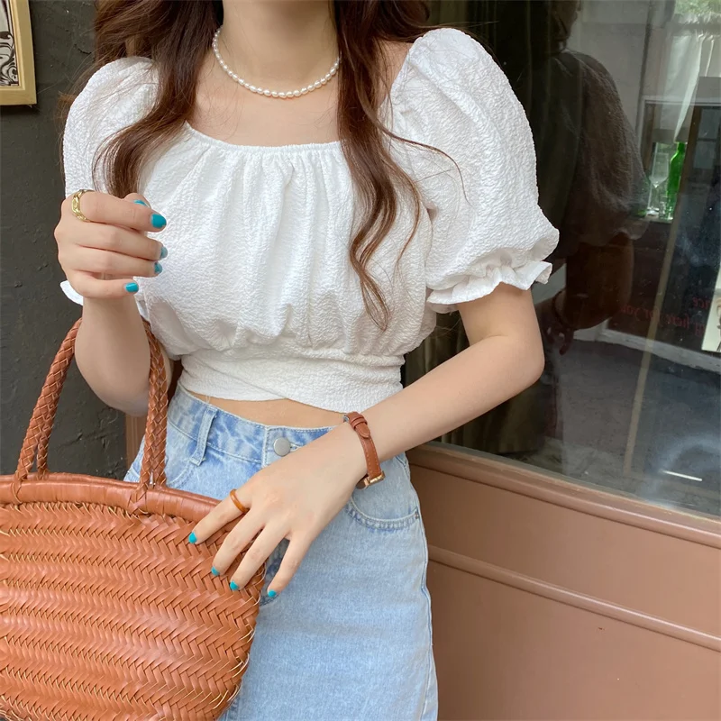 

White Women's Shirt Design Sense of Minority Summer 2021 New Thin Short Bubble Short Sleeve French Chic Top