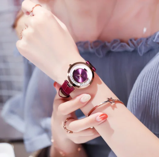 

High Quality Creative Scrolling Rhinestone Design Casual Dress Women Watch Fashion Leather Strap Waterproof Clock montre femme