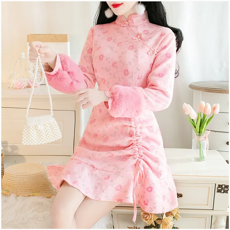 Ципао с воротником-стойкой и оборками в стиле ретро | Женская одежда