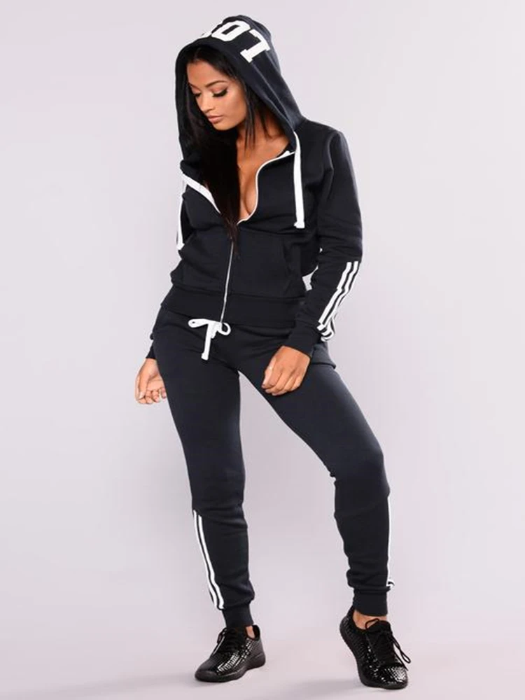 Женский спортивный костюм комплект из двух предметов толстовка с капюшоном на