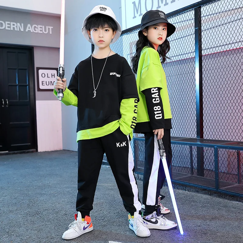 В стиле хип-хоп на осень и зиму в тренд для маленьких мальчиков девочек одежда