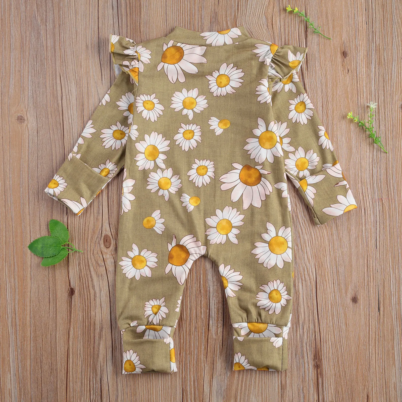 

Infant Newborn Girl 0-24M Sunflower Print One-piece Romper Long Fly Sleeve Ruffled Front Hidden Zipper Closure Bodysuit