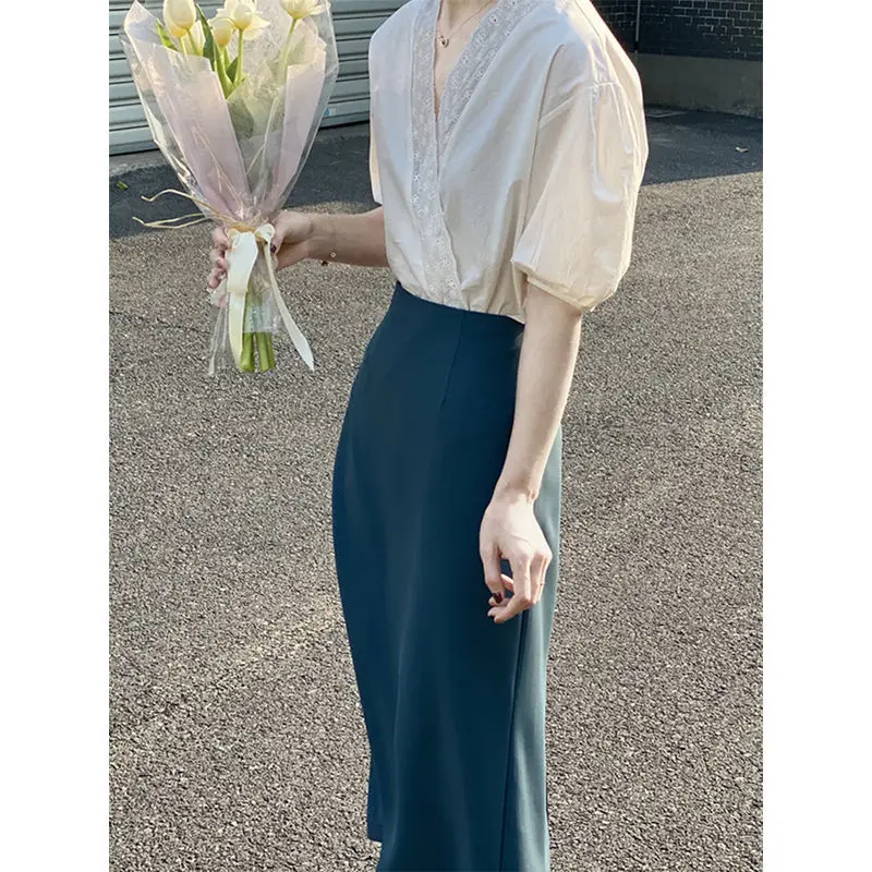 

Women 2021 Summer Fashion Two-piece Suits Female V-neck Lace Casual Shirts Ladies Solid Color Package Hip Skirts Sets K171