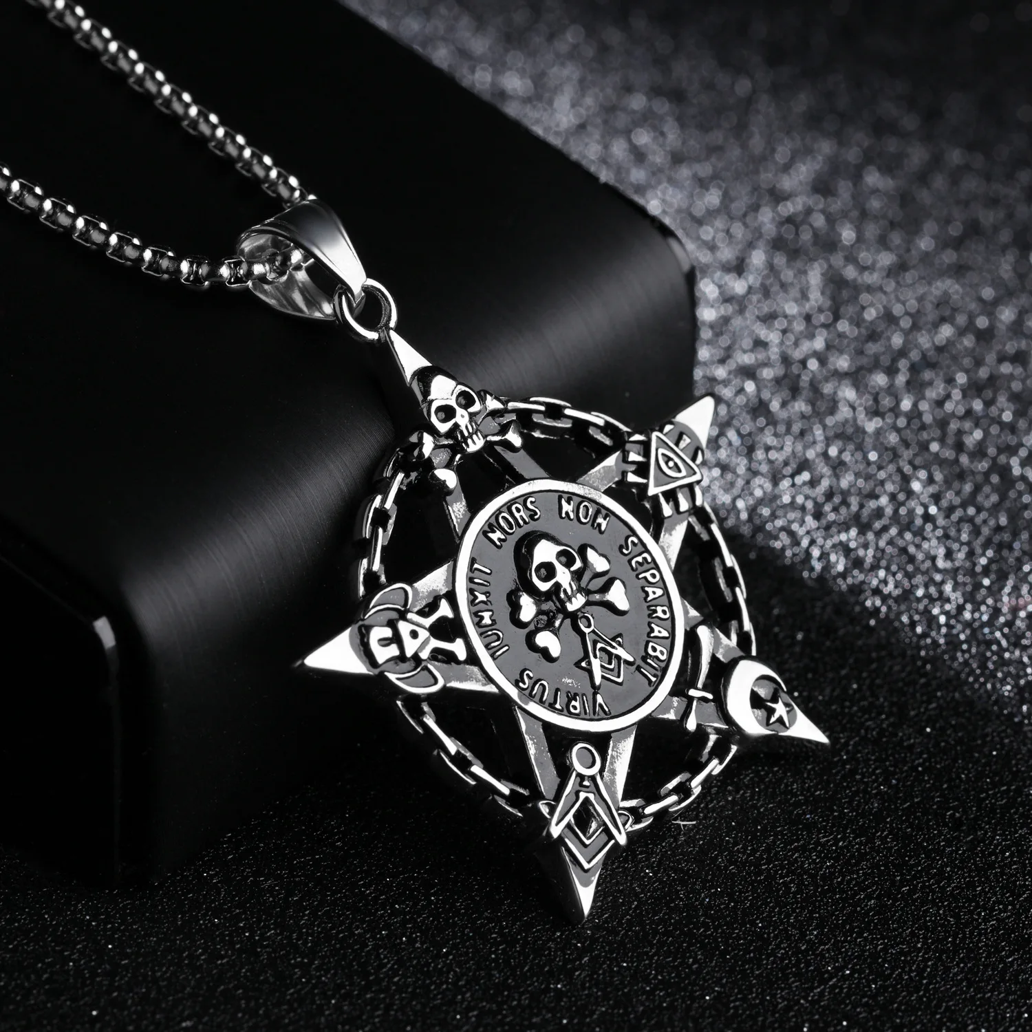 Ожерелье Hemiston мужское из титановой стали колье с подвеской черепа в виде