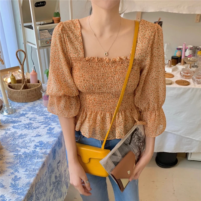 

Fashion Women Chiffon Blouses 2020 New Fashion Vintage Square Collar Female Shirt Ruffles Flare Sleeve Elegant Blusas Femininas