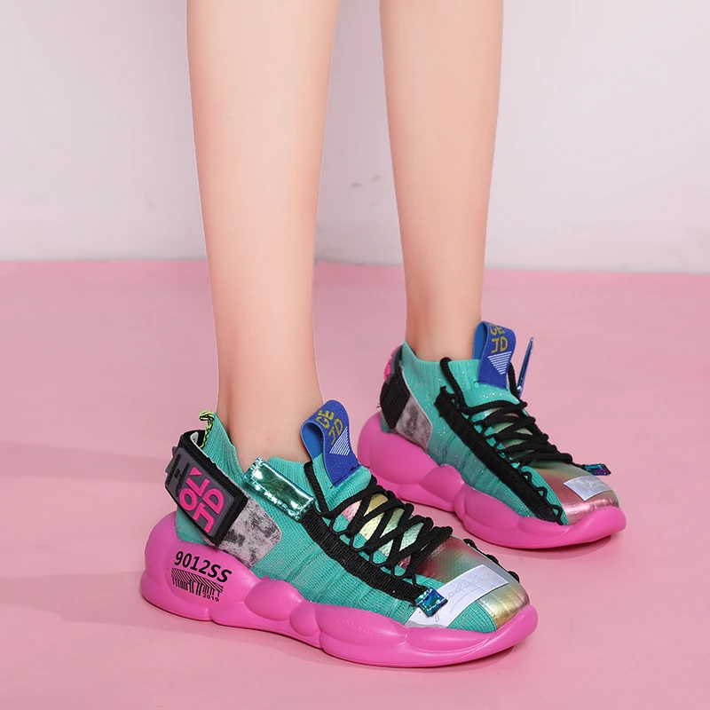 Новинка Женские кроссовки на толстой платформе Женская Повседневная