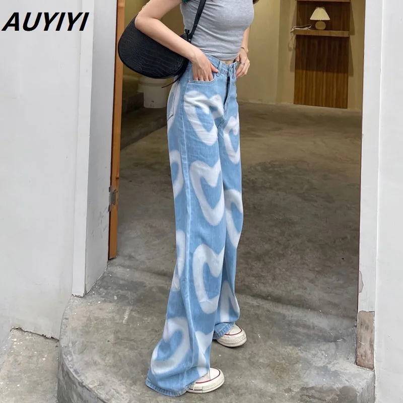 

AUYIYI, High Street , 2 , 2021