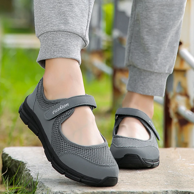 

Women Breathable Mesh Vulcanize Shoes for Summer Women's Casual Sport Shoes Light Female Sneakers 2021 Flat Tenis Feminino