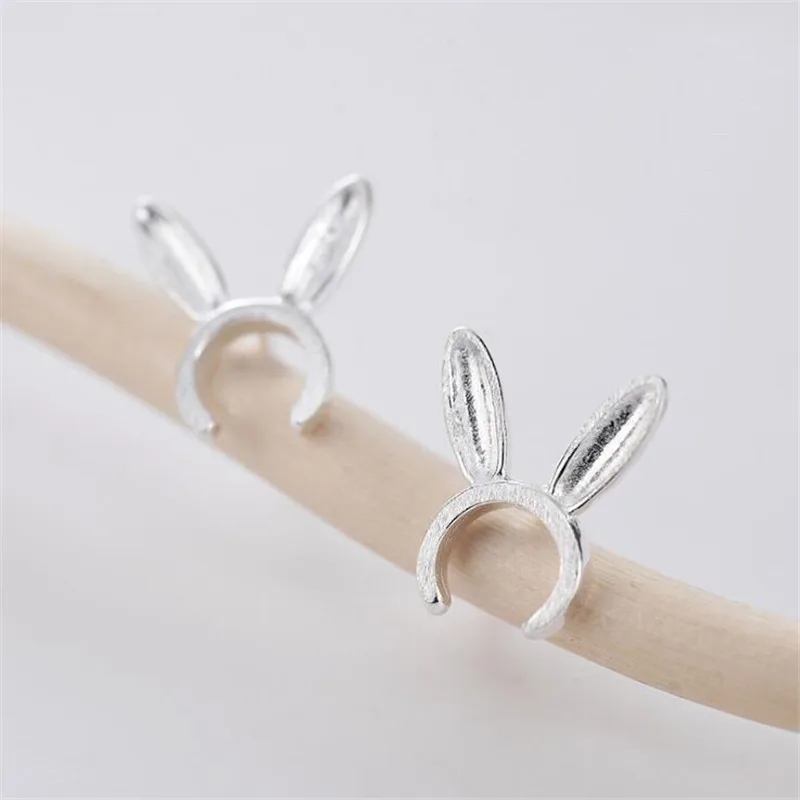 

Trendy Silver Color Cute Frosted Bunny Ears Sweet Personality Stud Earrings for Woman Girls Gifts Female Jewelry SE159