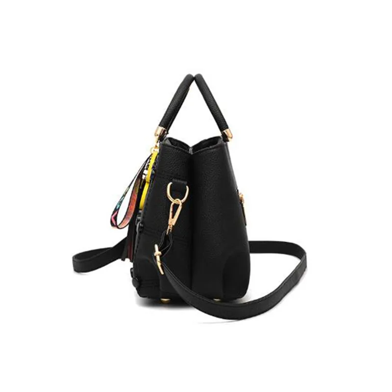 Сумка на плечо женская кожаная с верхней ручкой и кисточкой 9 цветов |