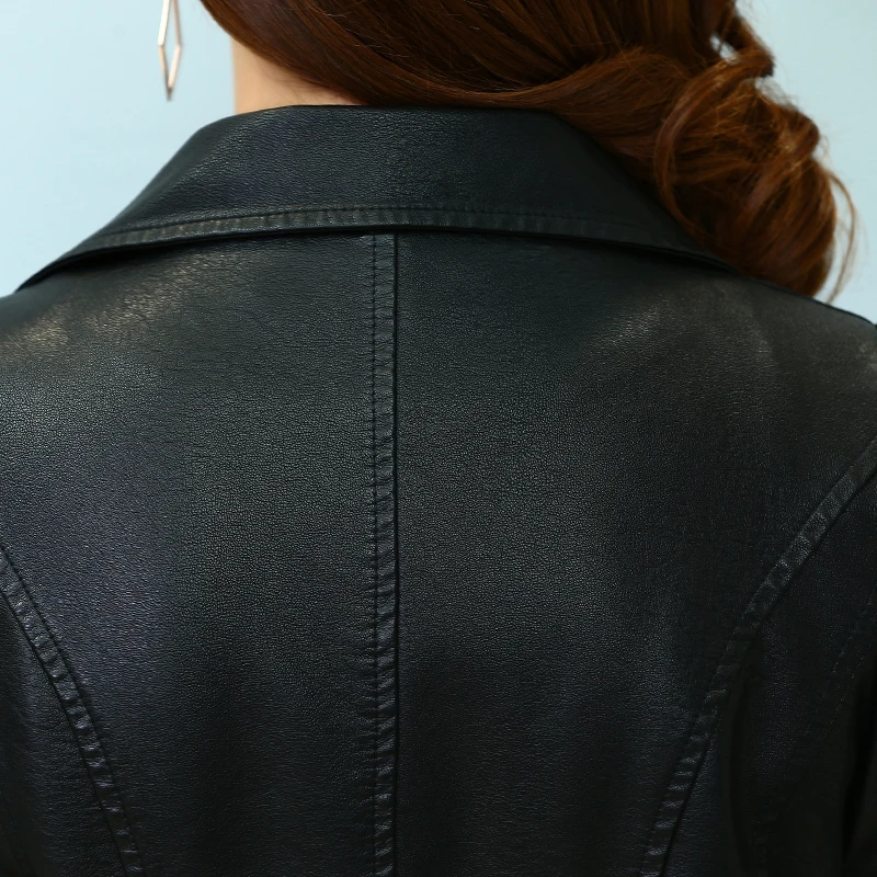 Женская кожаная куртка на молнии черная из искусственной кожи с отложным