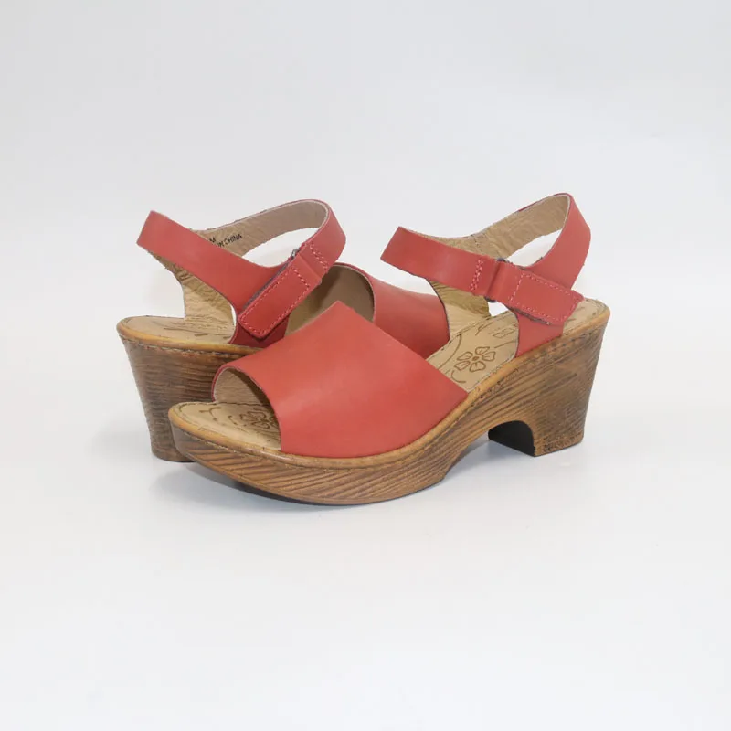 Новые высококачественные кожаные сандалии универсальные классические удобные