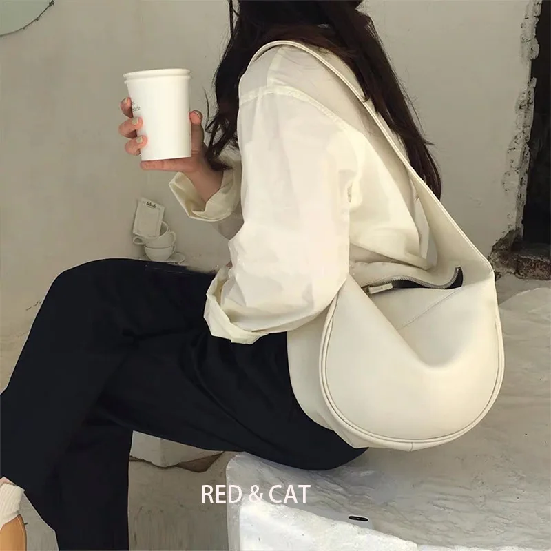 

Large Capacity Women Shoulder Bags Fashion PU Leather Ladies Casual Tote Underarm Bags Simple Female Half Moon Purse Handbags