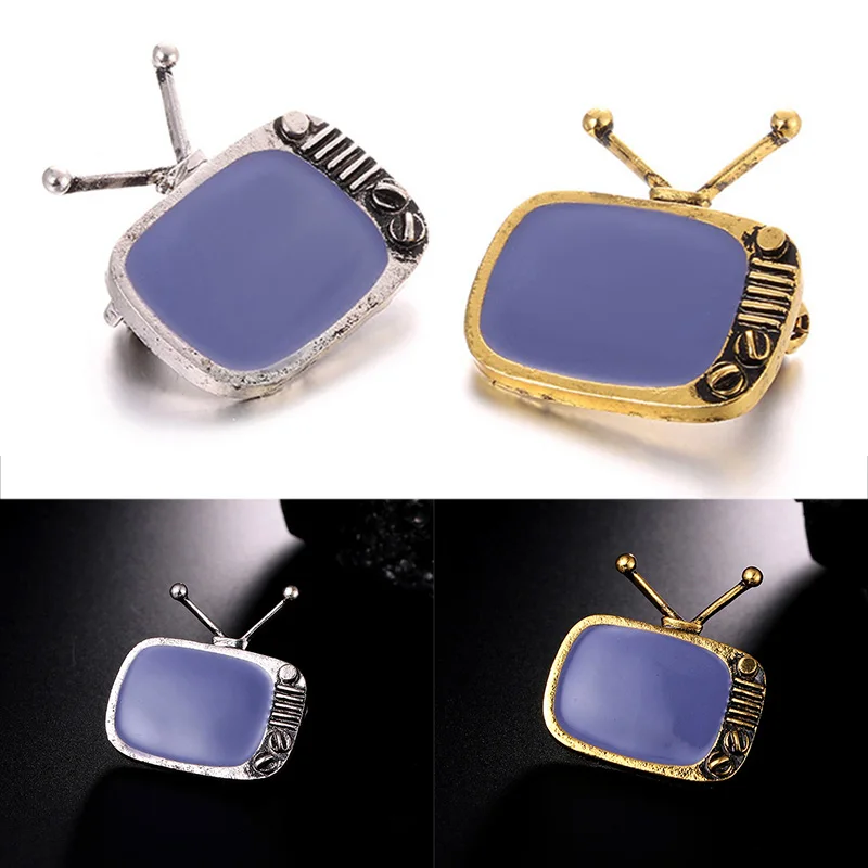 Классическая винтажная эмалевая брошь в форме телевизора золотистая