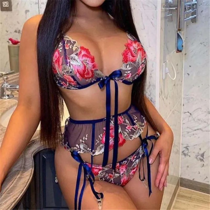 

Women Floral Embroidery Lingerie Sets with Ribbon New Sexy Deep V-neck Sleeveless Top + Shorts 2pcs Underwear Suits Female Suits